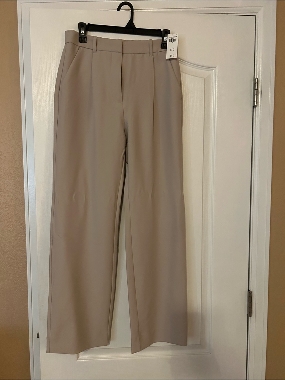 Abercrombie woman’s pants size 6